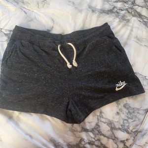 Nike sportswear gym vintage